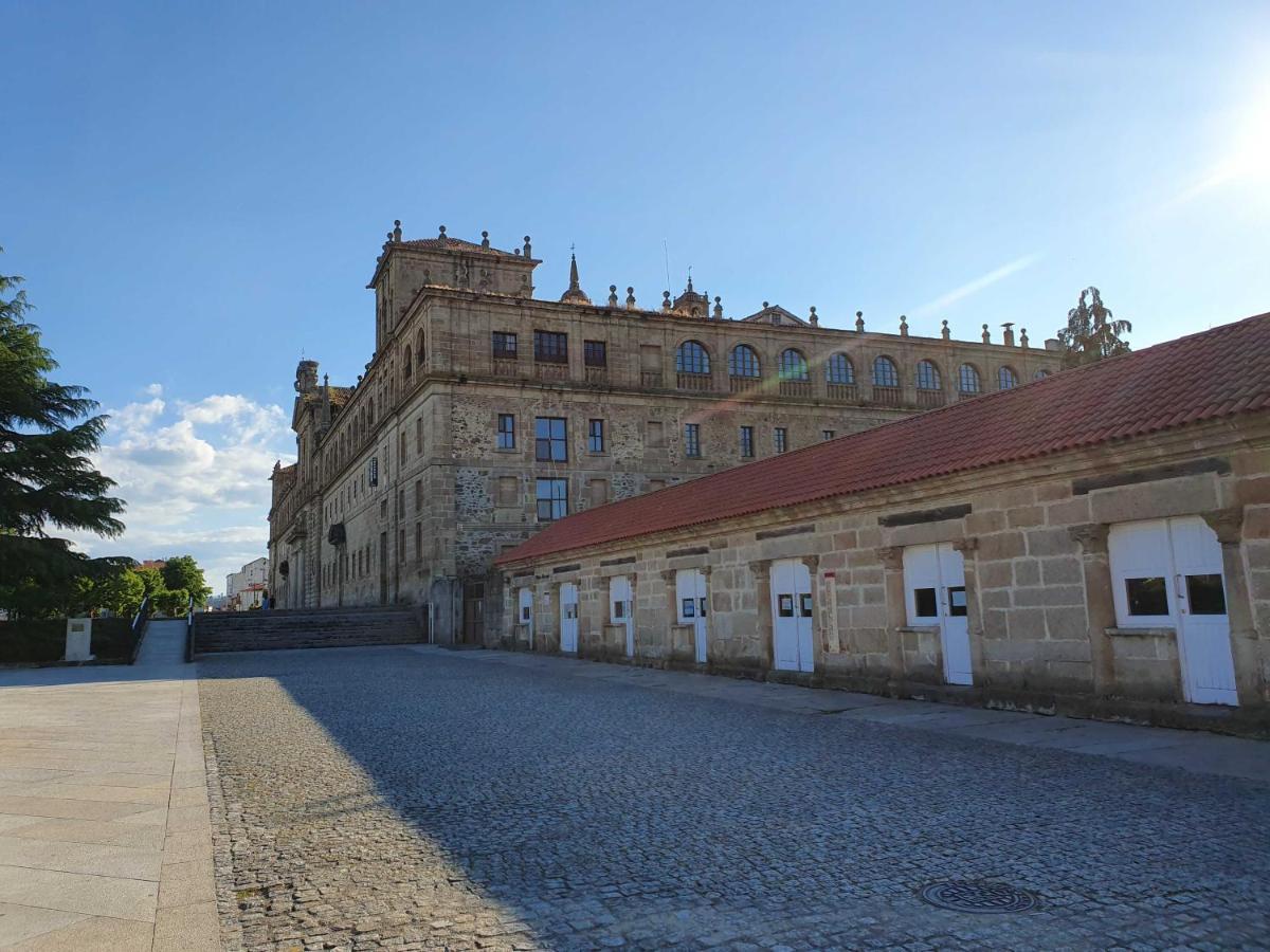 Acogedor Apartamento En El Centro De Monforte มงฟอร์เต เด เลมอส ภายนอก รูปภาพ